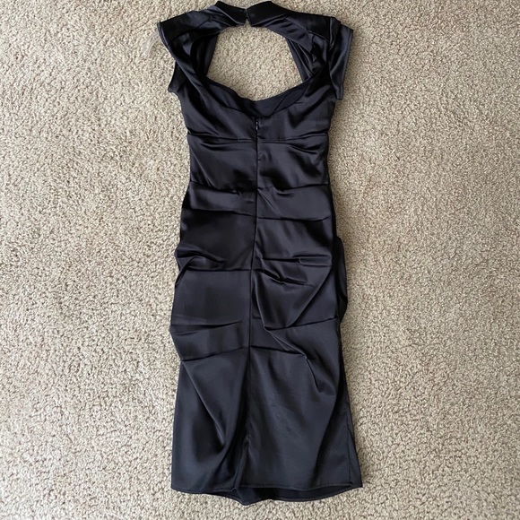 Night Way Dress - Picture 2 of 3